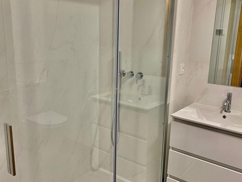 Apartamento T1 PORTO - Próximo ao Hospital São João - Image 12