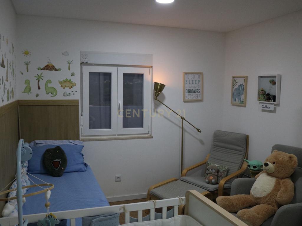 Moradia T3 em Lisboa, Cadaval - Oportunidade Imperdível! - Image 12