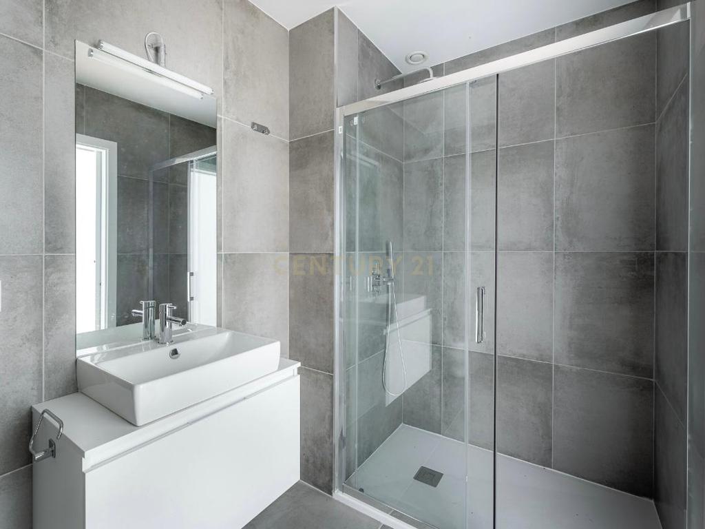 Apartamento T1 Novo Em Vila Nova de Gaia - Image 10