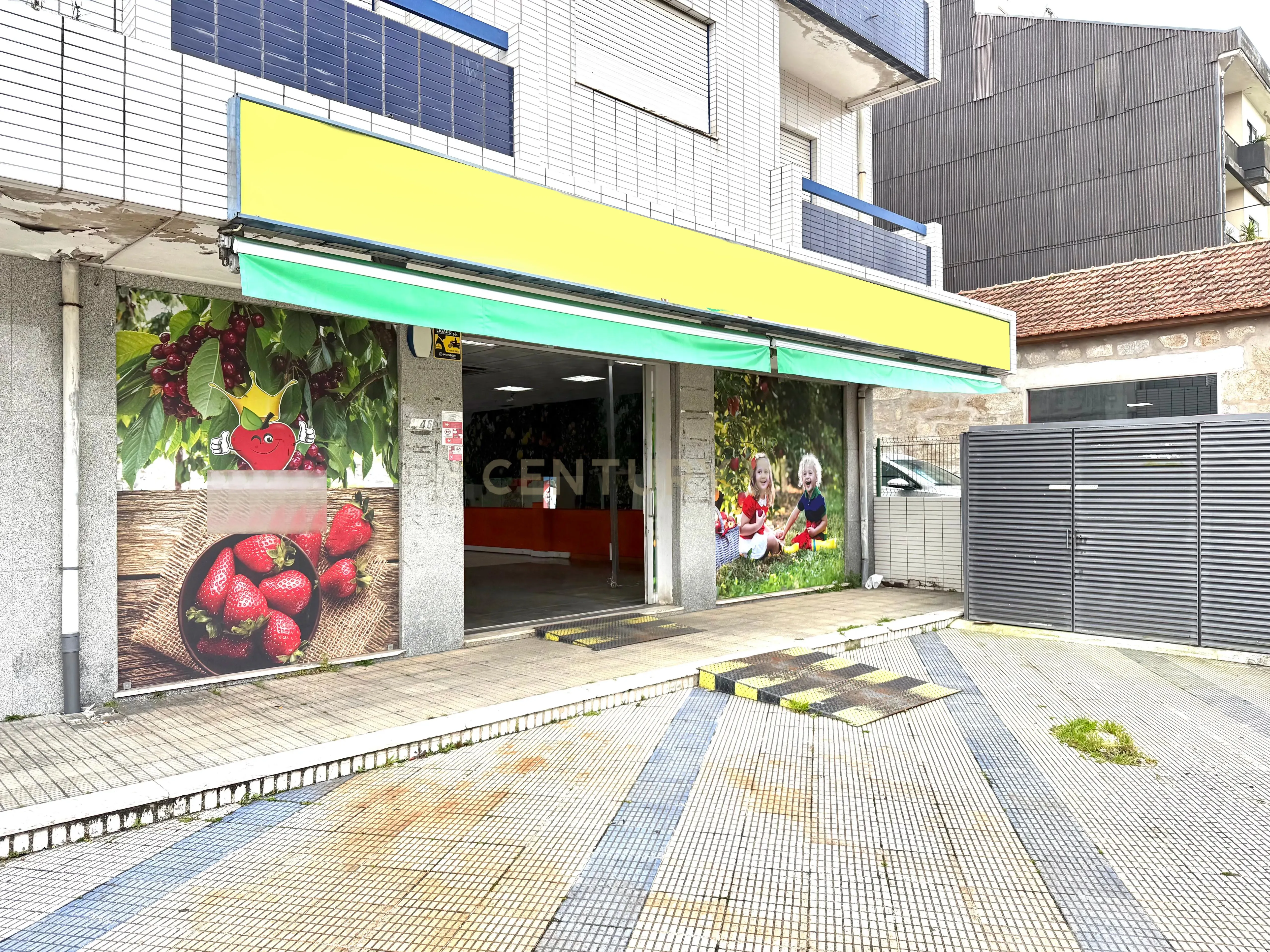 Loja para Arrendamento – 150 m² - Image 3