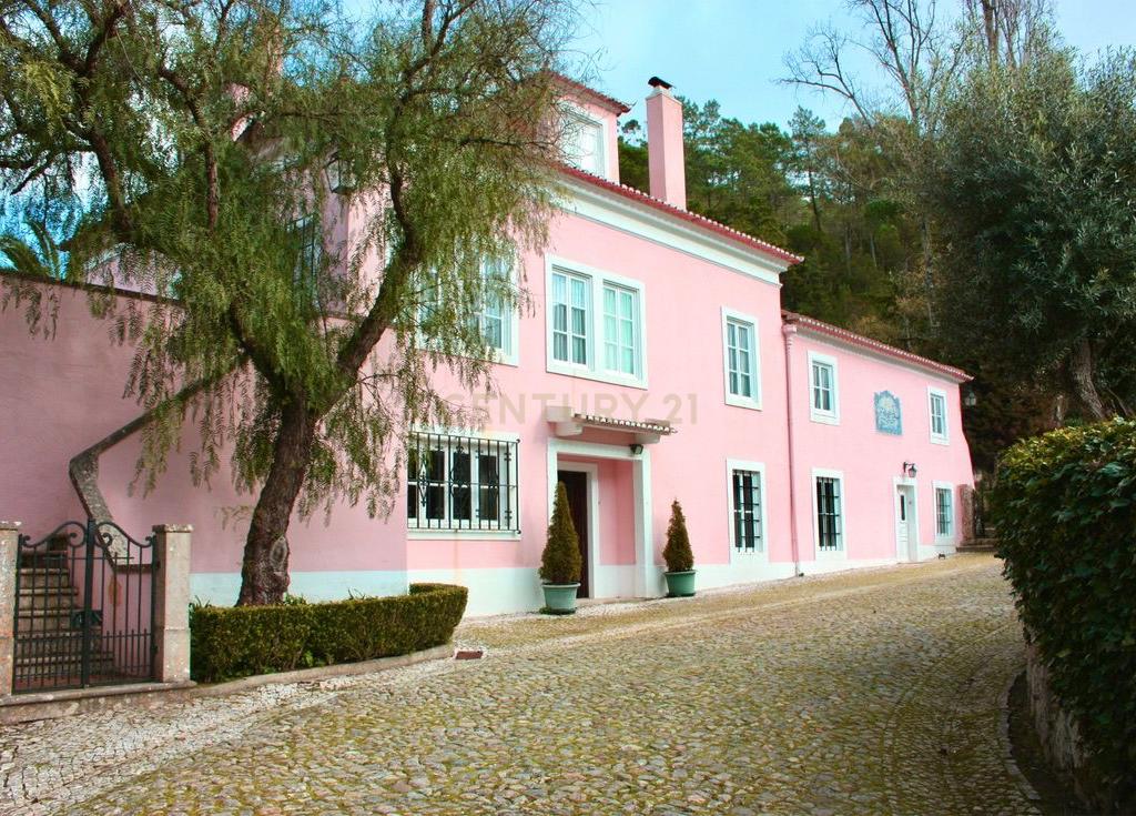Encantadora Quinta em Sintra com 11 hectares– Uma Propriedade de História e Charme - Image 1