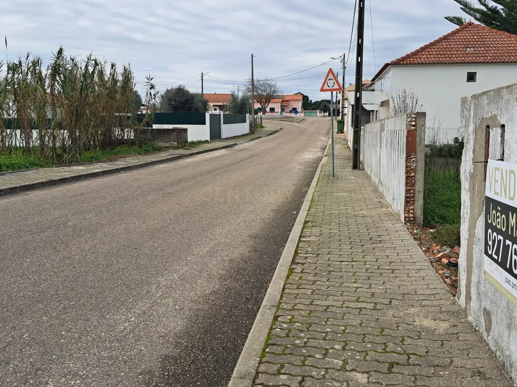 Terreno urbano Foros do Arrão- Ponte de Sor - Image 1