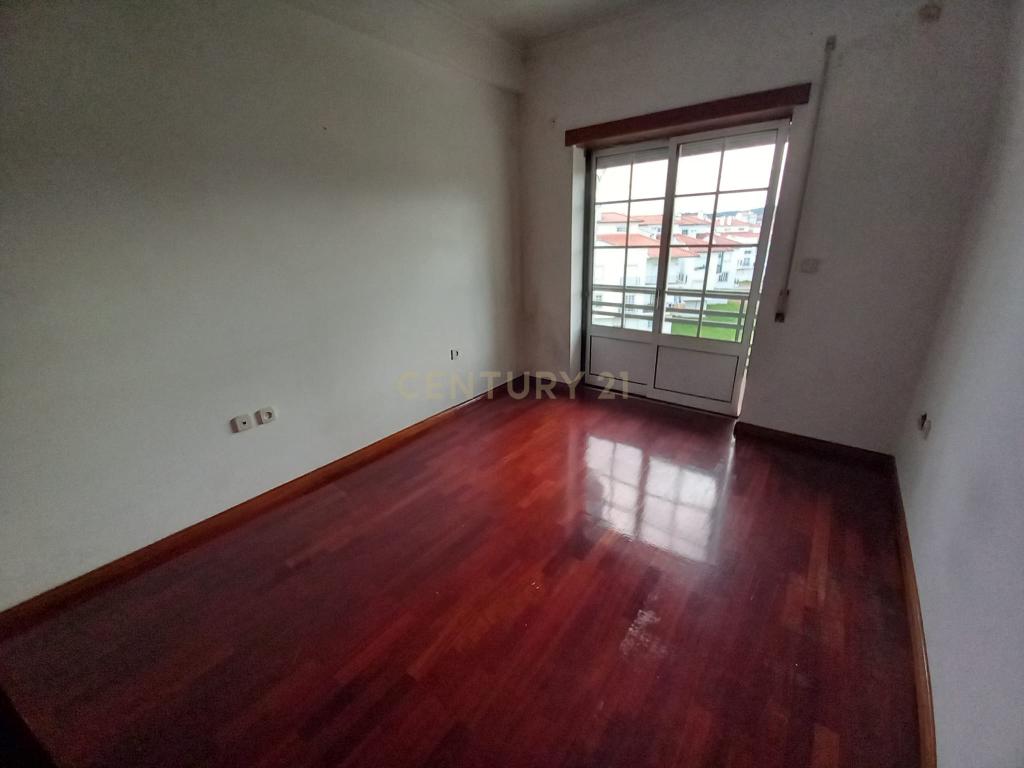 Apartamento T3, Sertã - Image 2