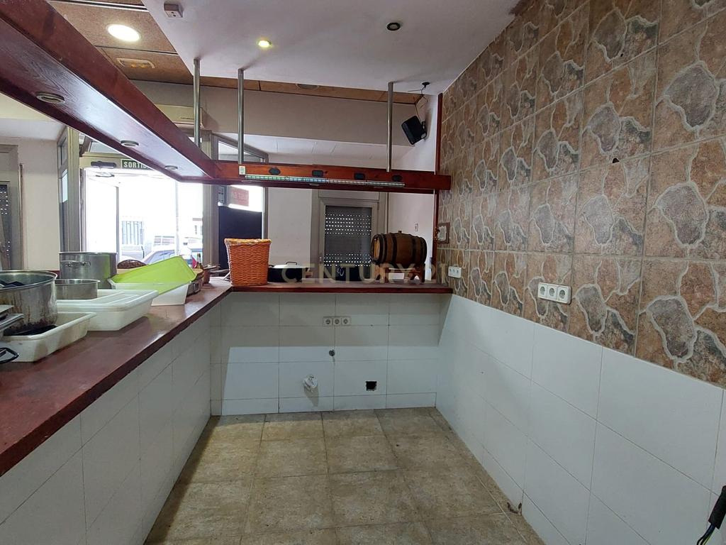  - Image 7
