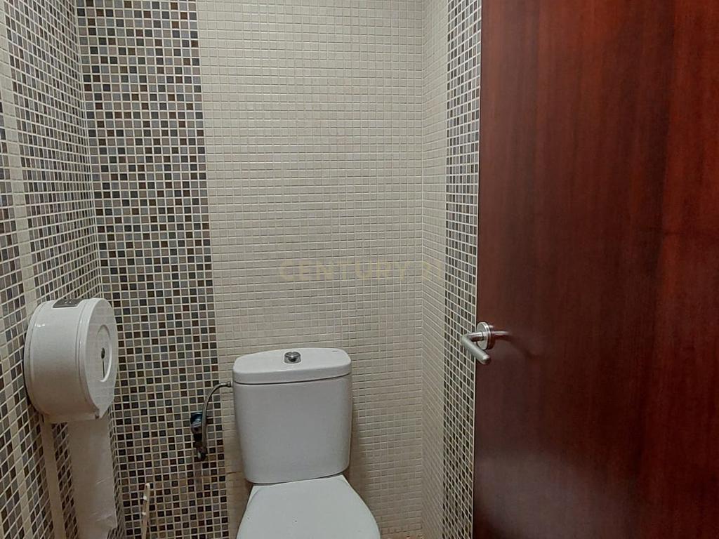  - Image 14