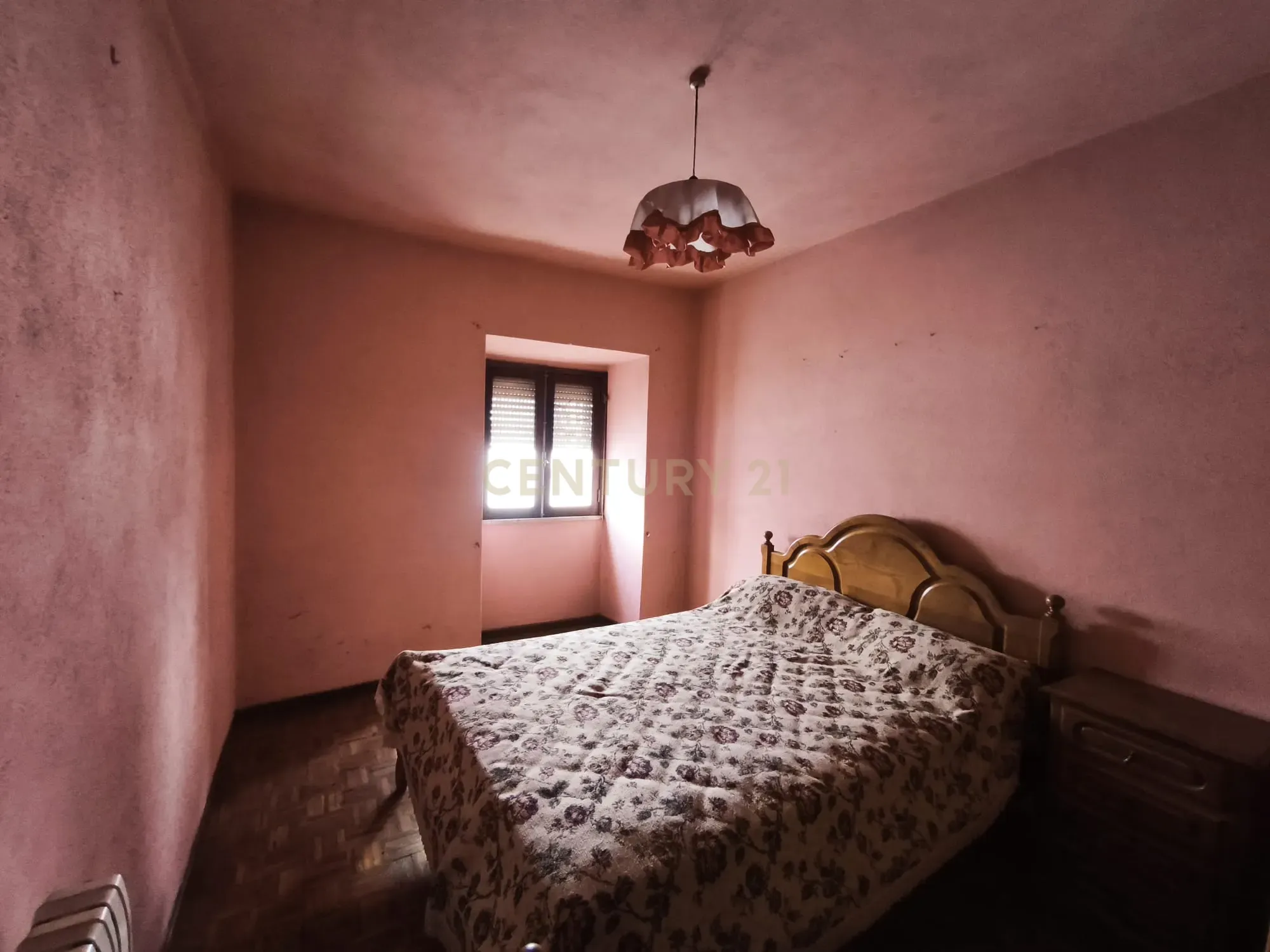 Moradia em Paul, Covilhã - Image 5