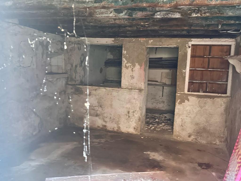 Prédio em Marvila com terreno de 589 metros! - Image 32