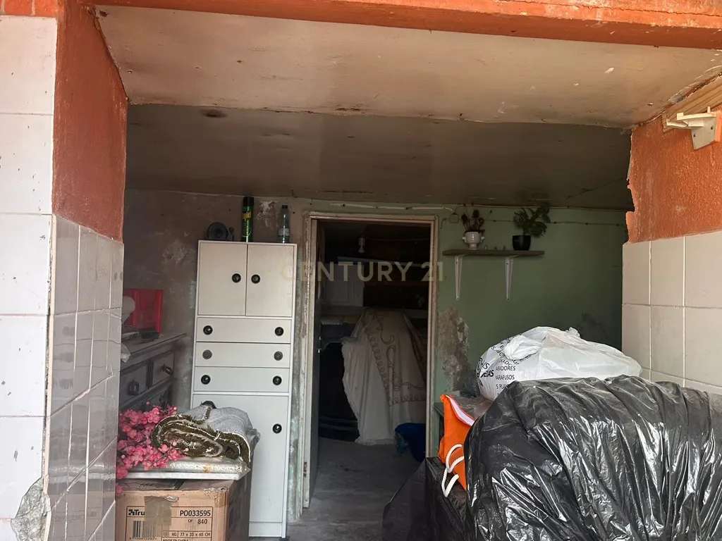 Prédio em Marvila com terreno de 589 metros! - Image 29