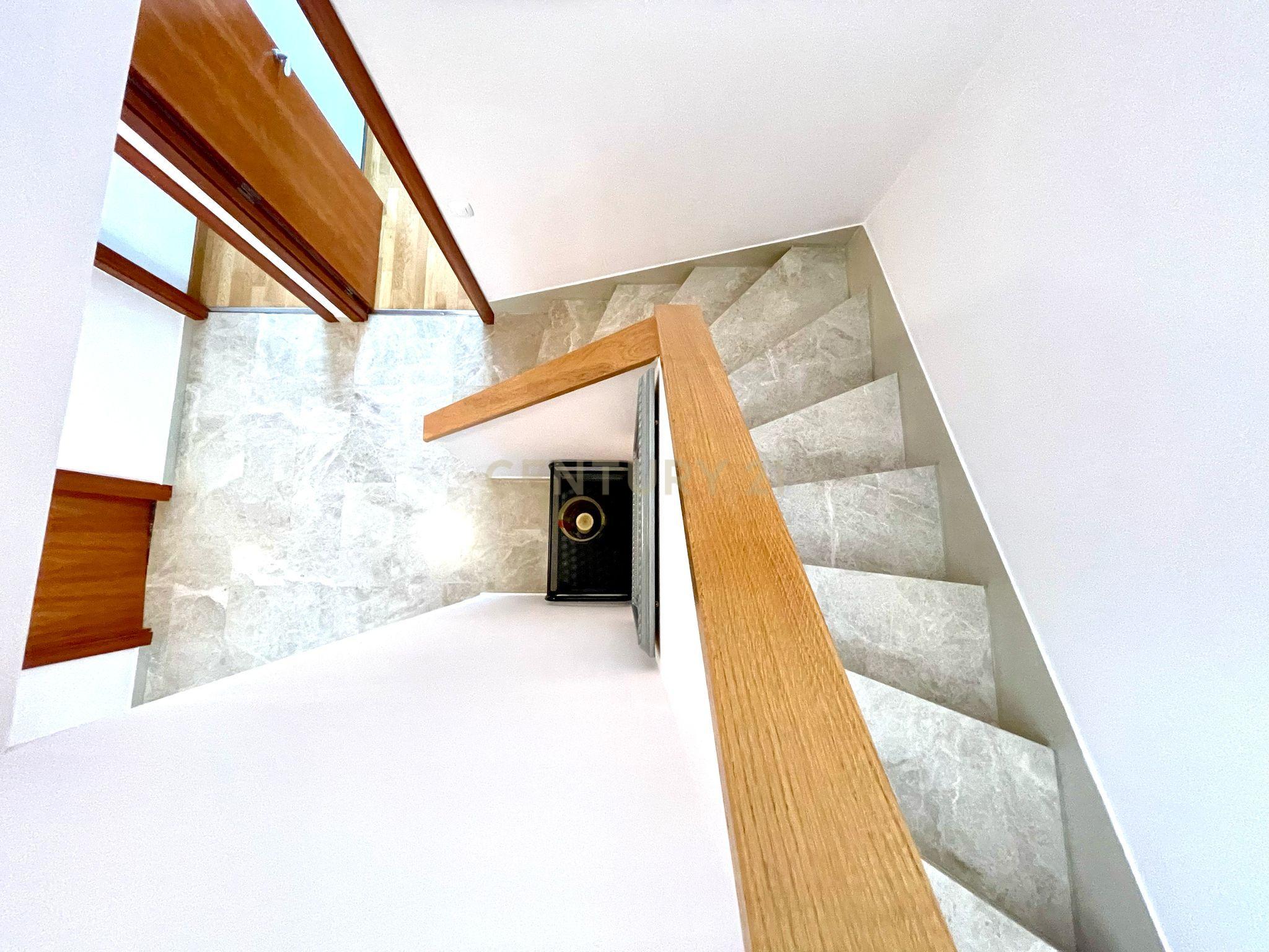 Casa Moderna em Barcelona com Jardim e Piscina Comum - Image 16