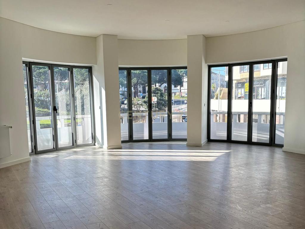 Apartamento T4- Edifício Comendador - Image 5