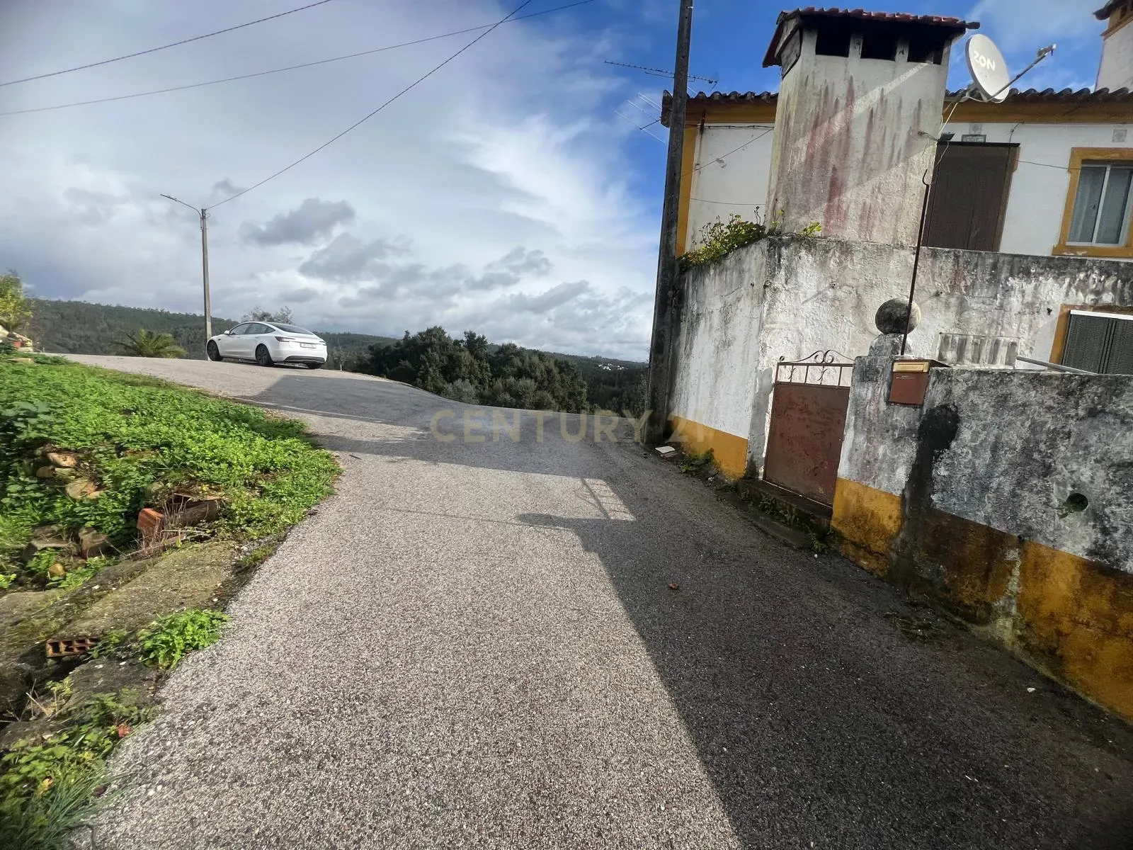 Casa para reconstrução total a 10 min da Praia Fluvial de Aldeia do Mato Abrantes - Image 26