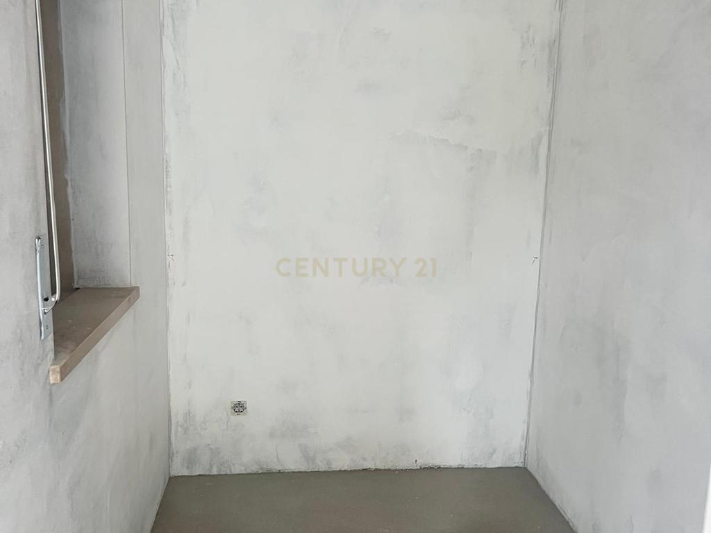 Apartamento T1 Novo em Vila de Ansião - Image 4