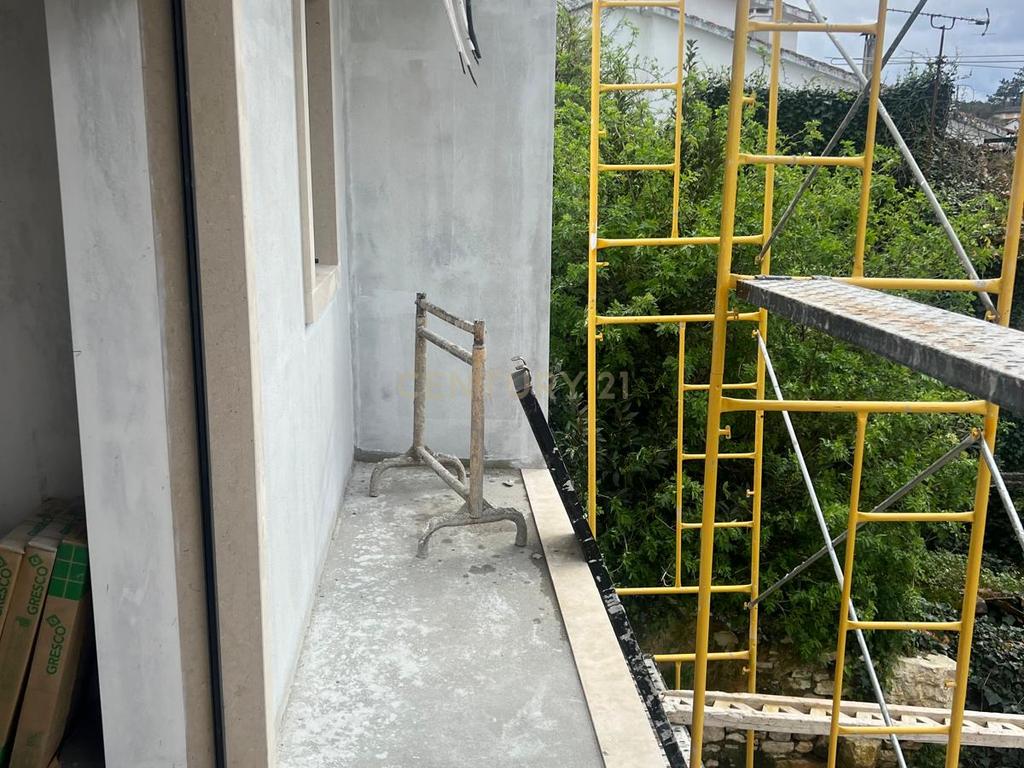 Apartamento T1 Novo em Vila de Ansião - Image 3