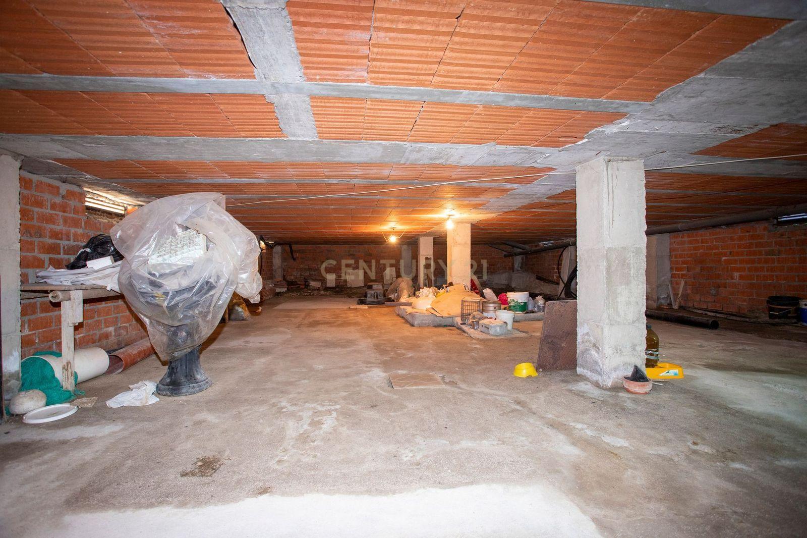 undefined - Image 60