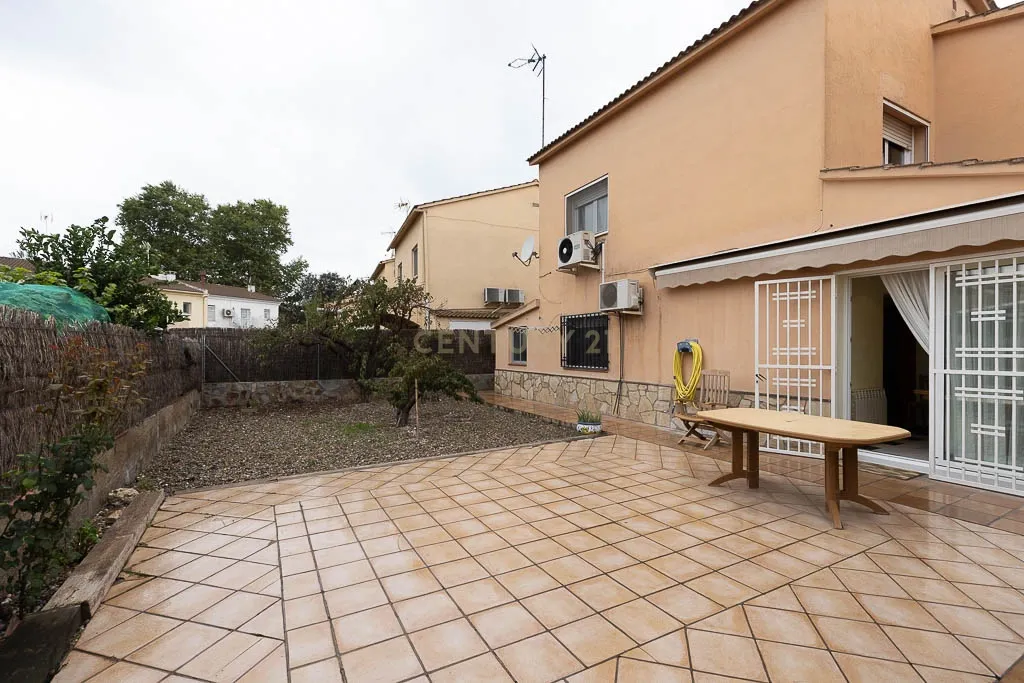 undefined - Image 9