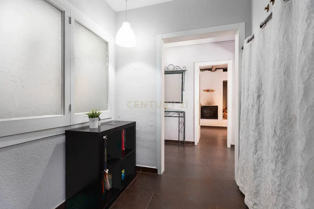 undefined - Image 8