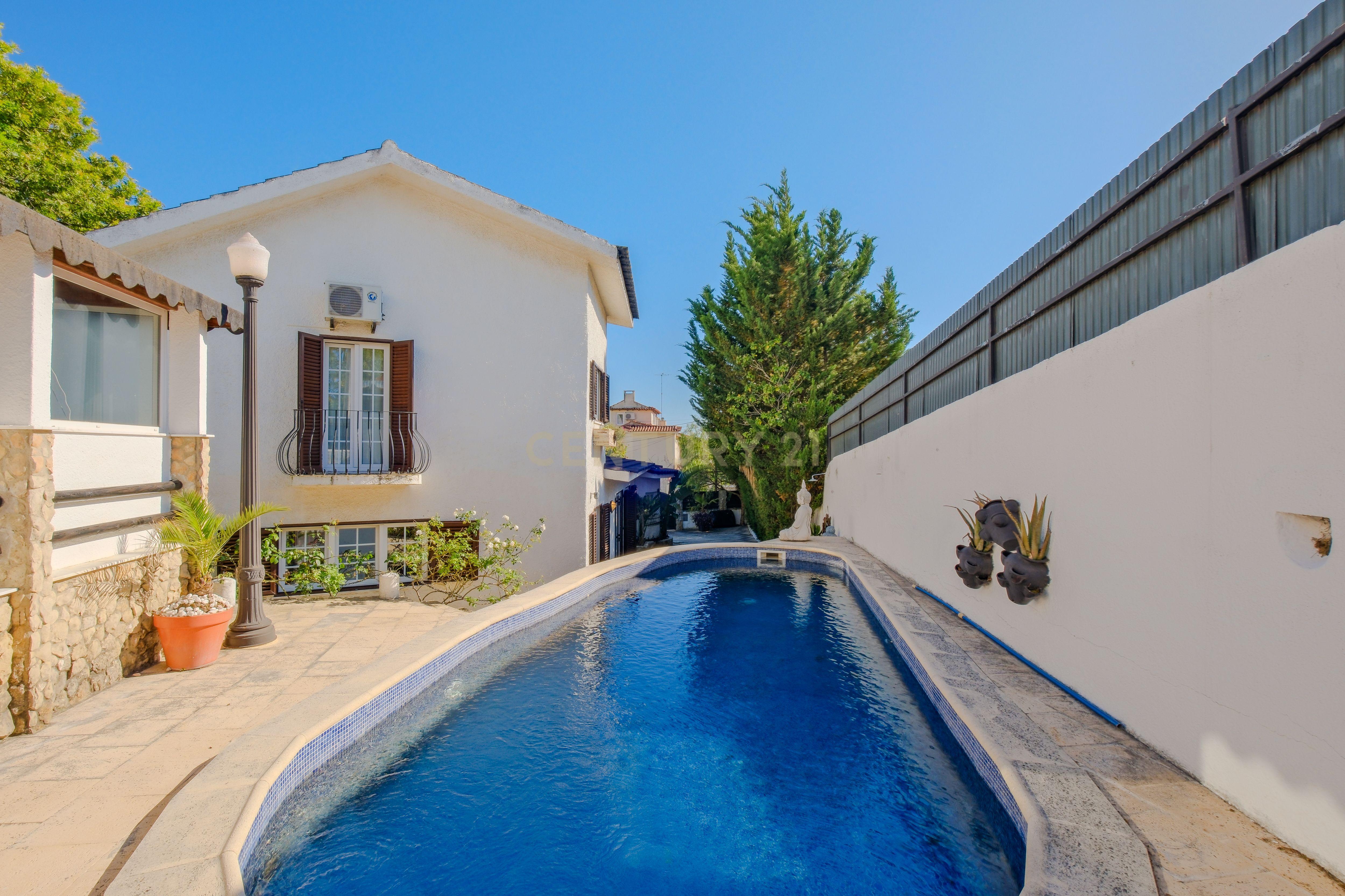 Moradia com piscina perto do centro de Cascais - Image 48