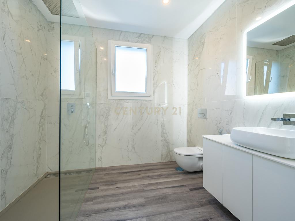 Moradia T5 de luxo com Piscina em Famões - Odivelas - Image 53