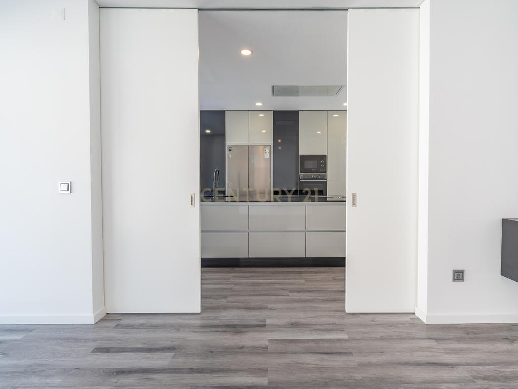 Moradia T5 de luxo com Piscina em Famões - Odivelas - Image 8