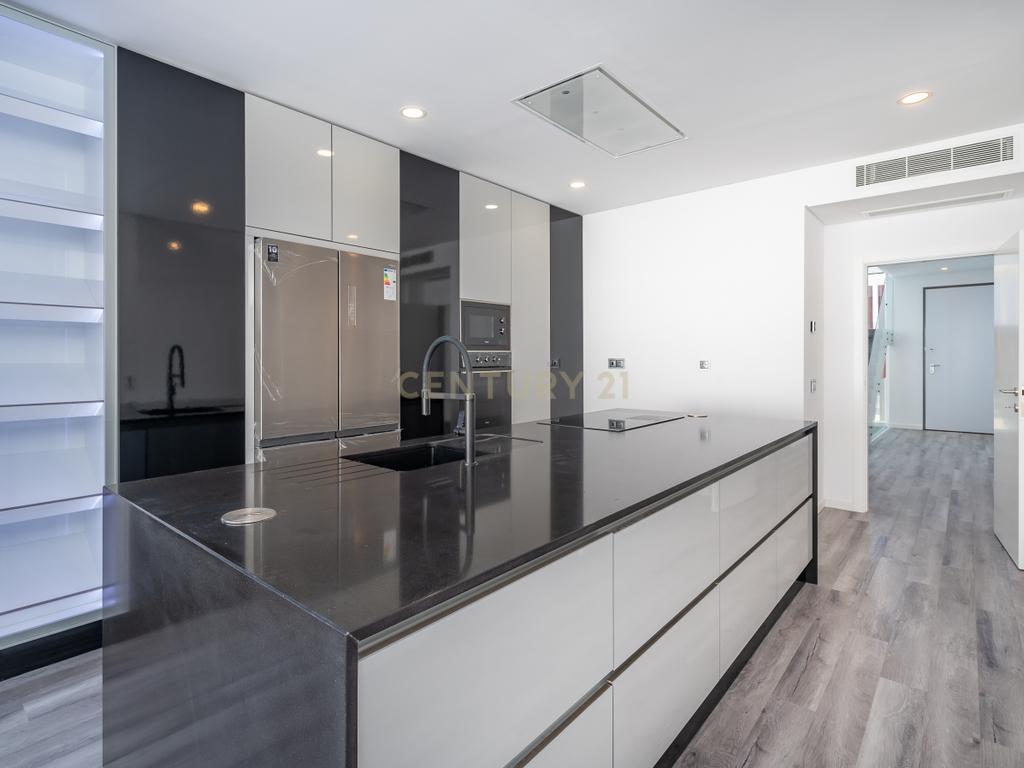 Moradia T5 de luxo com Piscina em Famões - Odivelas - Image 3