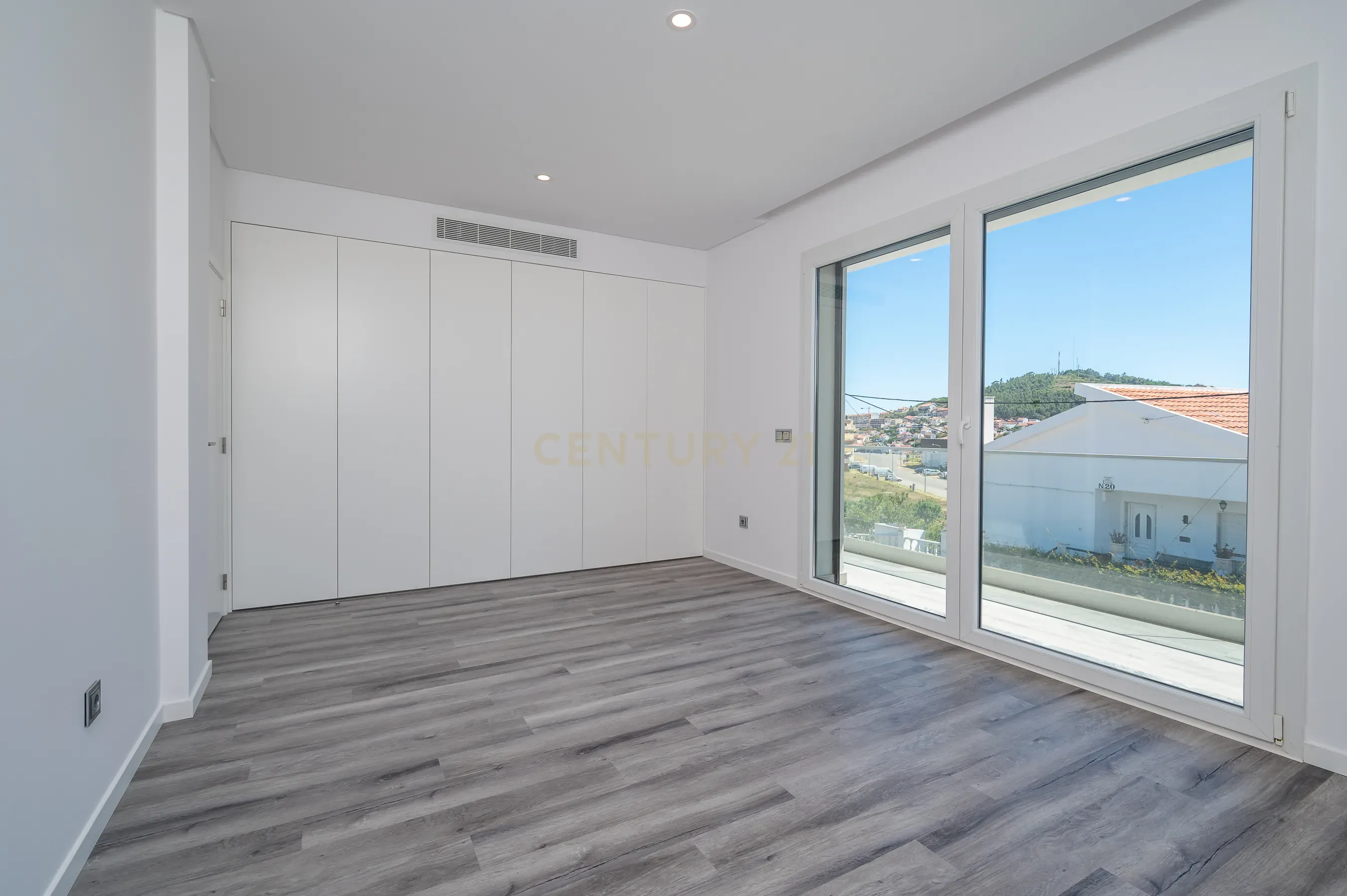 Moradia T5 de luxo com Piscina em Famões - Odivelas - Image 26