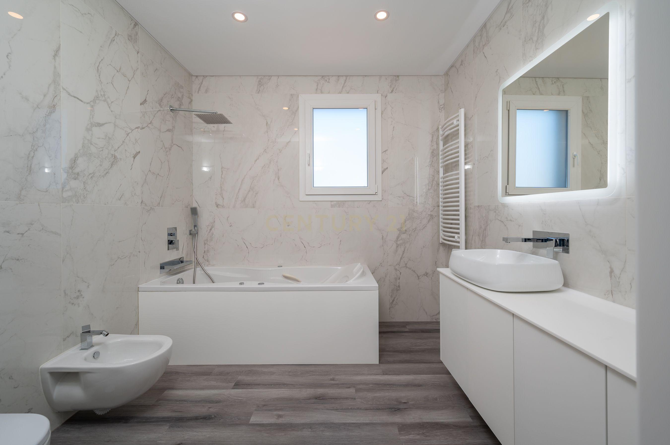 Moradia T5 de luxo com Piscina em Famões - Odivelas - Image 33