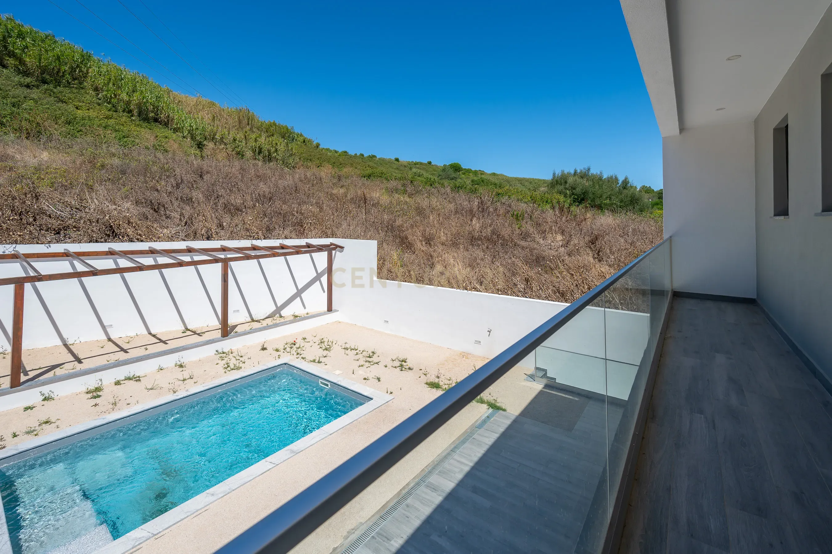 Moradia T5 de luxo com Piscina em Famões - Odivelas - Image 47